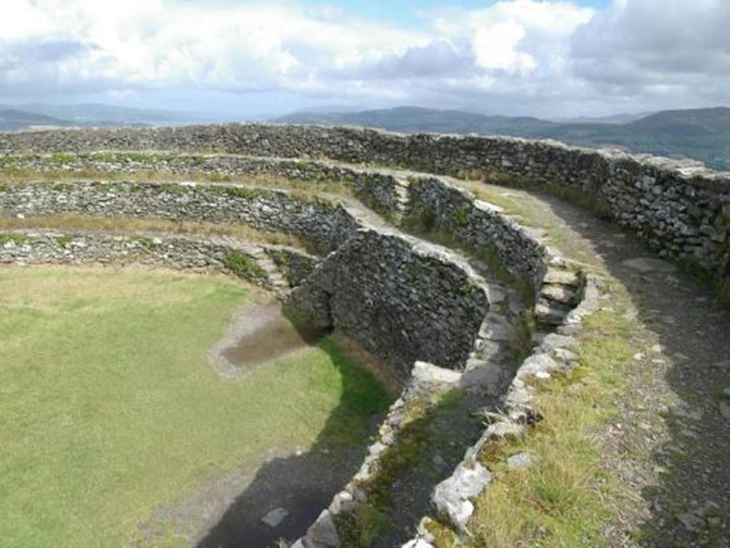 An Grianan Hotel Burt Exterior foto