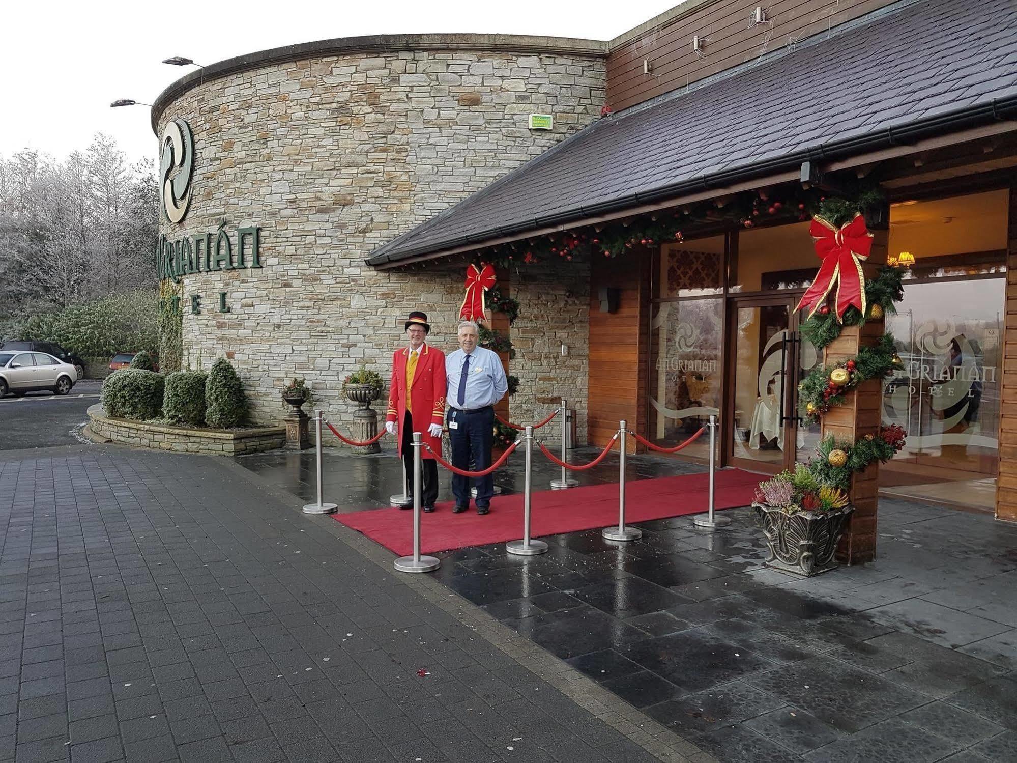 An Grianan Hotel Burt Exterior foto