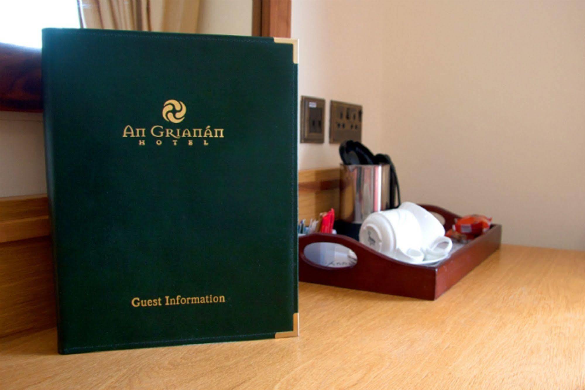 An Grianan Hotel Burt Exterior foto